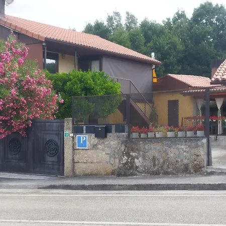 Pensionat Casa Da Vieira Ourense